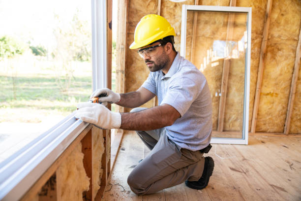 Best Fiberglass Insulation  in Bay Shore, NY
